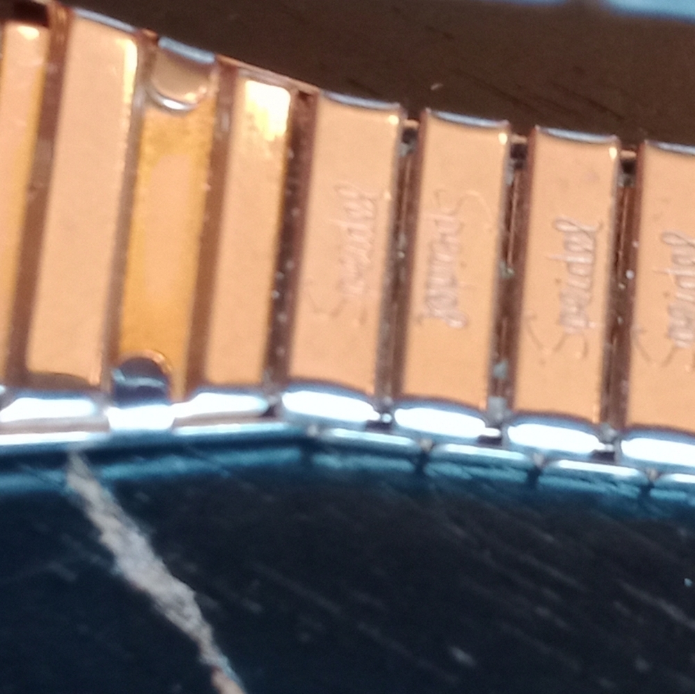 SOLD!! Vintage 18K Gold Plated Speidel Women's Watch w Diamond Accent! - Picture 7 of 9